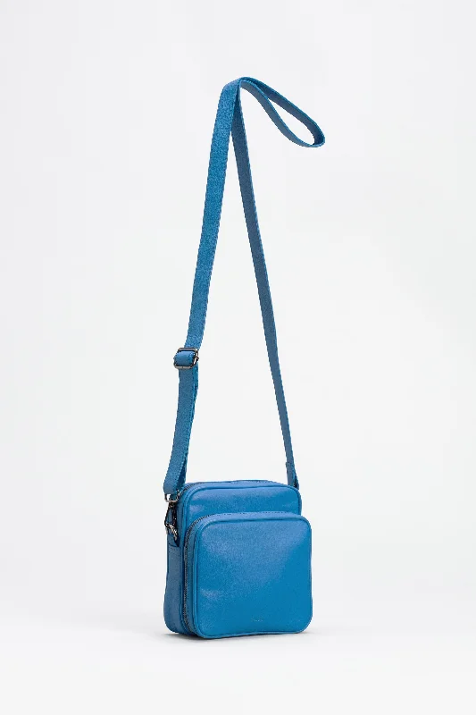 BRIGHT BLUE