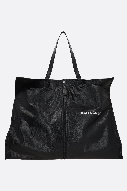 Garment Bag Tote in Arena leather