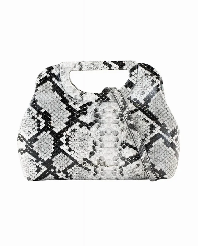 Women's Integrated Handle Clutch In Nm Grey