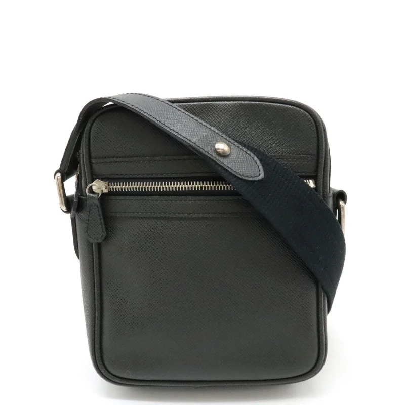 Louis Vuitton Ardoise Taiga Leather Shoulder Bag (Pre-Owned)